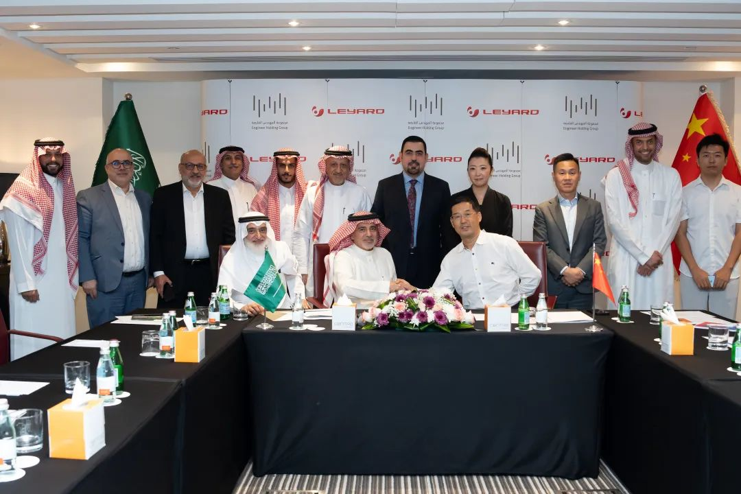 全球工厂+1！星空(中国)与沙特EHG集团携手成立“星空(中国)中东公司”